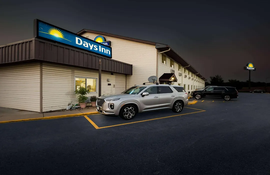 Days Inn By Wyndham Ankeny - Des Moines-1