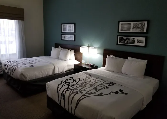 Sleep Inn & Suites Ames Near Isu Campus